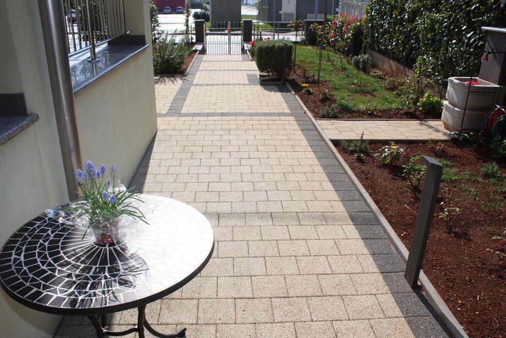 Apartments Villa Lili Umag Zewnętrze zdjęcie