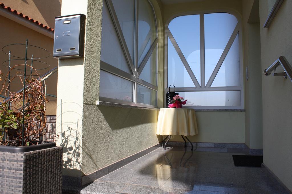 Apartments Villa Lili Umag Zewnętrze zdjęcie