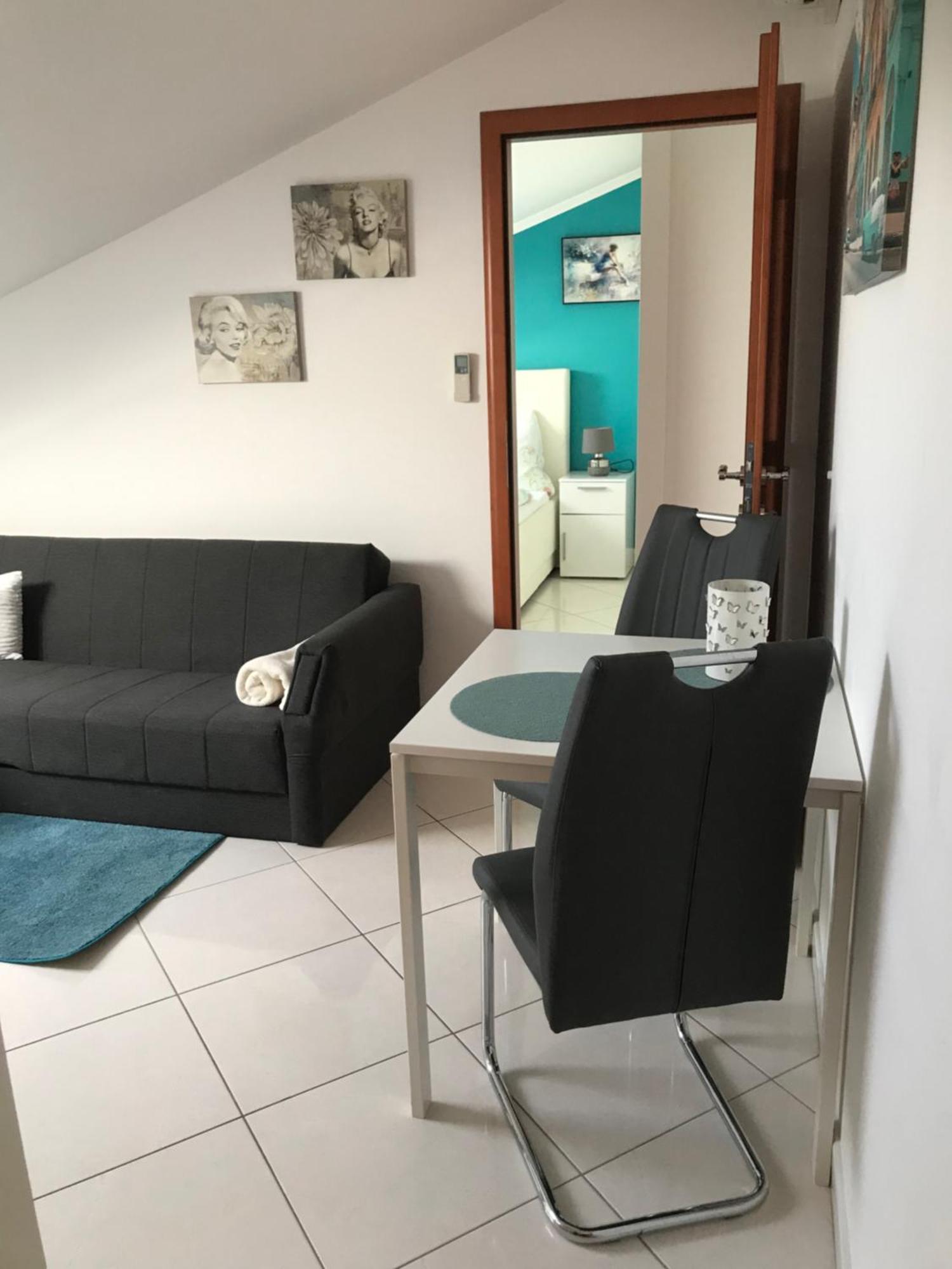 Apartments Villa Lili Umag Zewnętrze zdjęcie