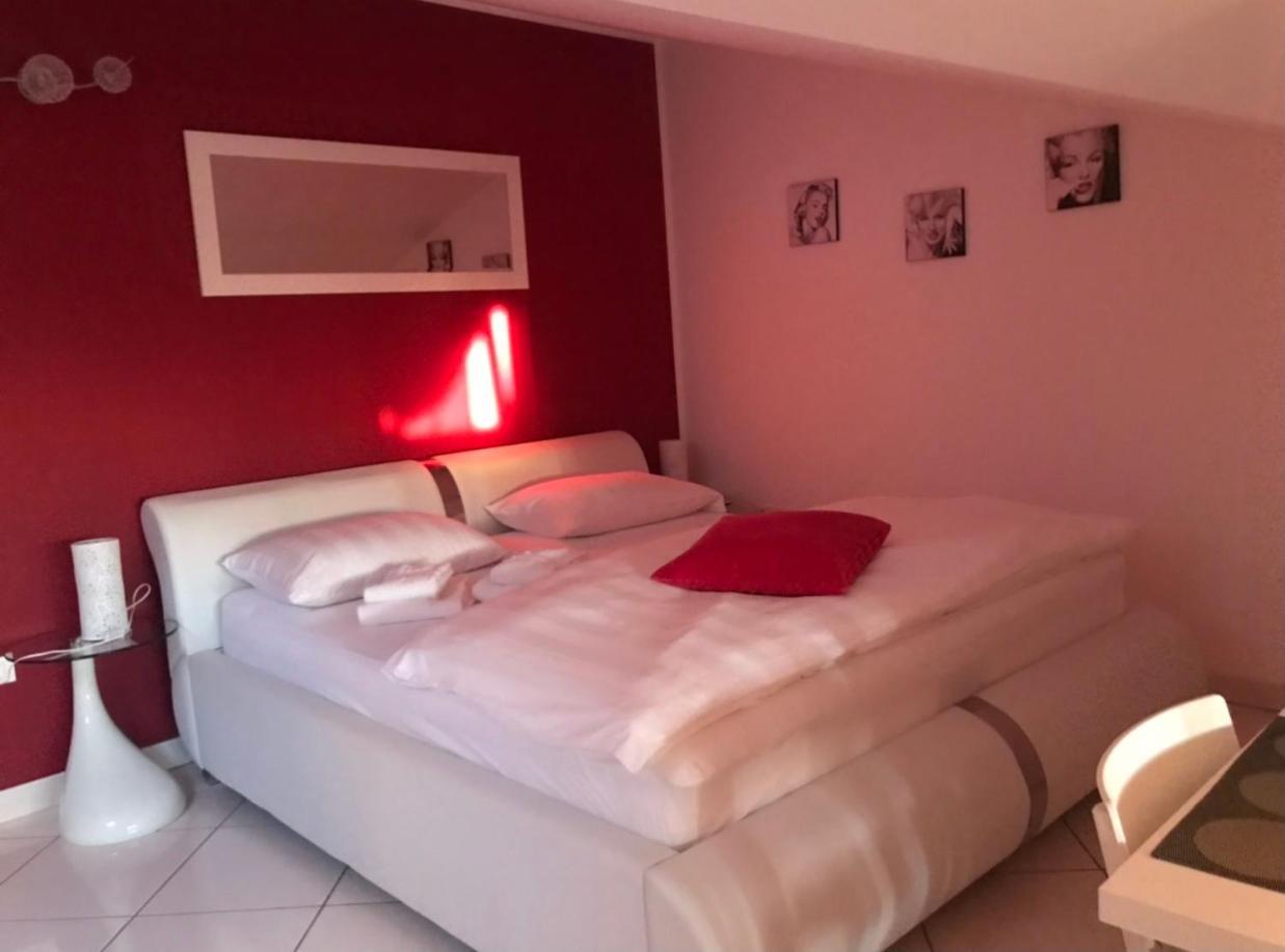 Apartments Villa Lili Umag Zewnętrze zdjęcie