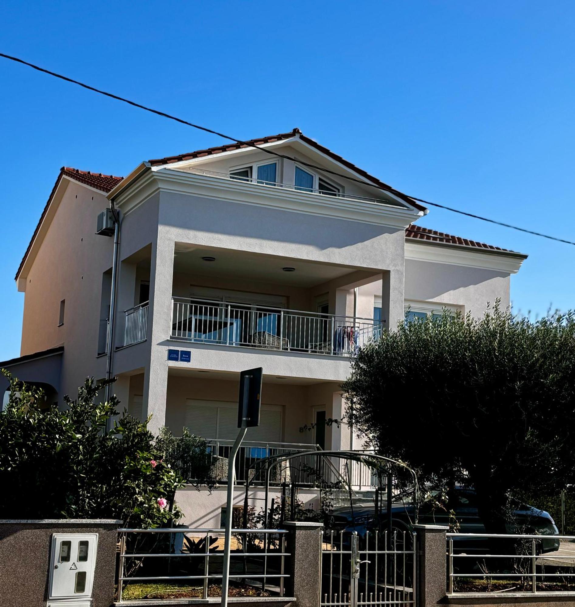 Apartments Villa Lili Umag Zewnętrze zdjęcie